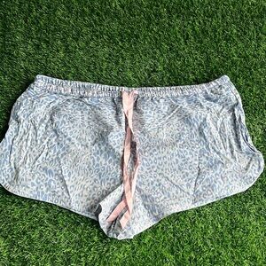 VICTORIAS SECRET Leopard Print Pajama Shorts size large